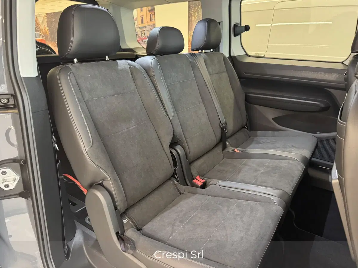Volkswagen Veicoli Commerciali Caddy nuova a Varese (13)