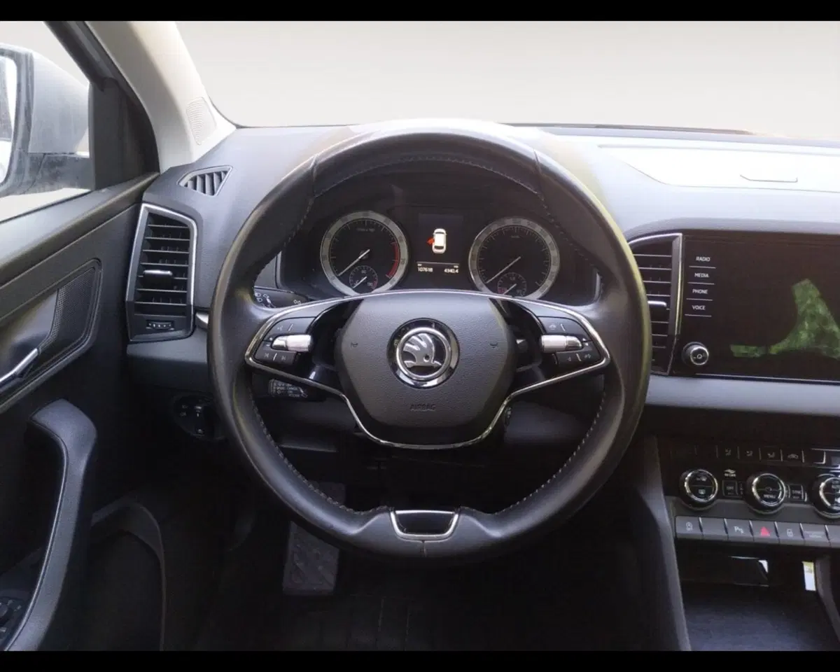 Skoda Karoq usata a Ravenna (12)