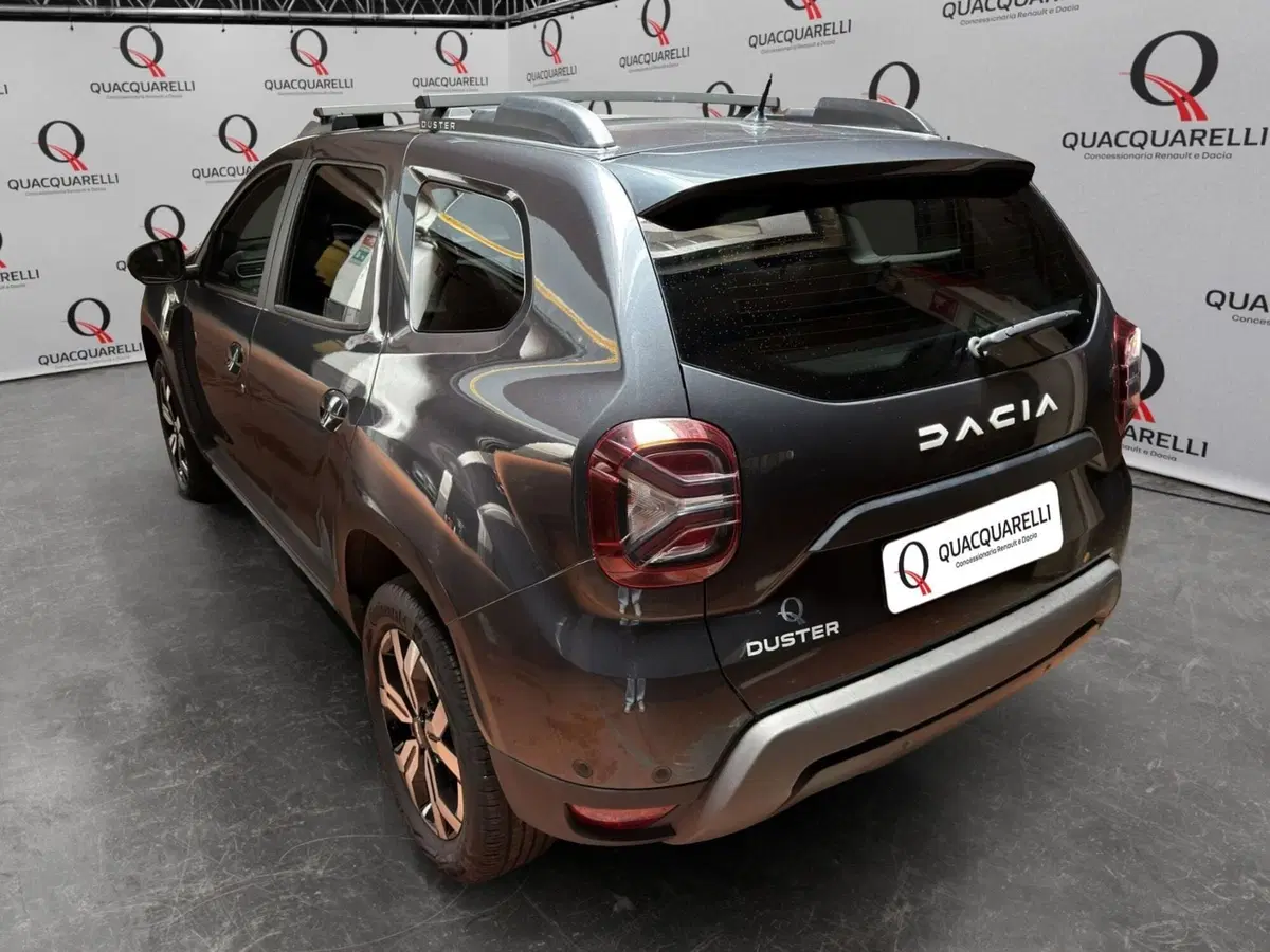 Dacia Duster usata a Milano (7)