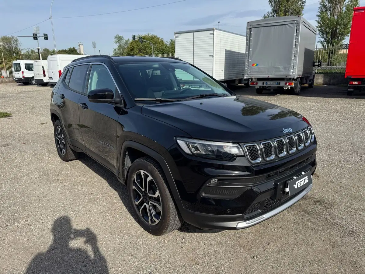 Jeep Compass nuova a Monza e Brianza (14)