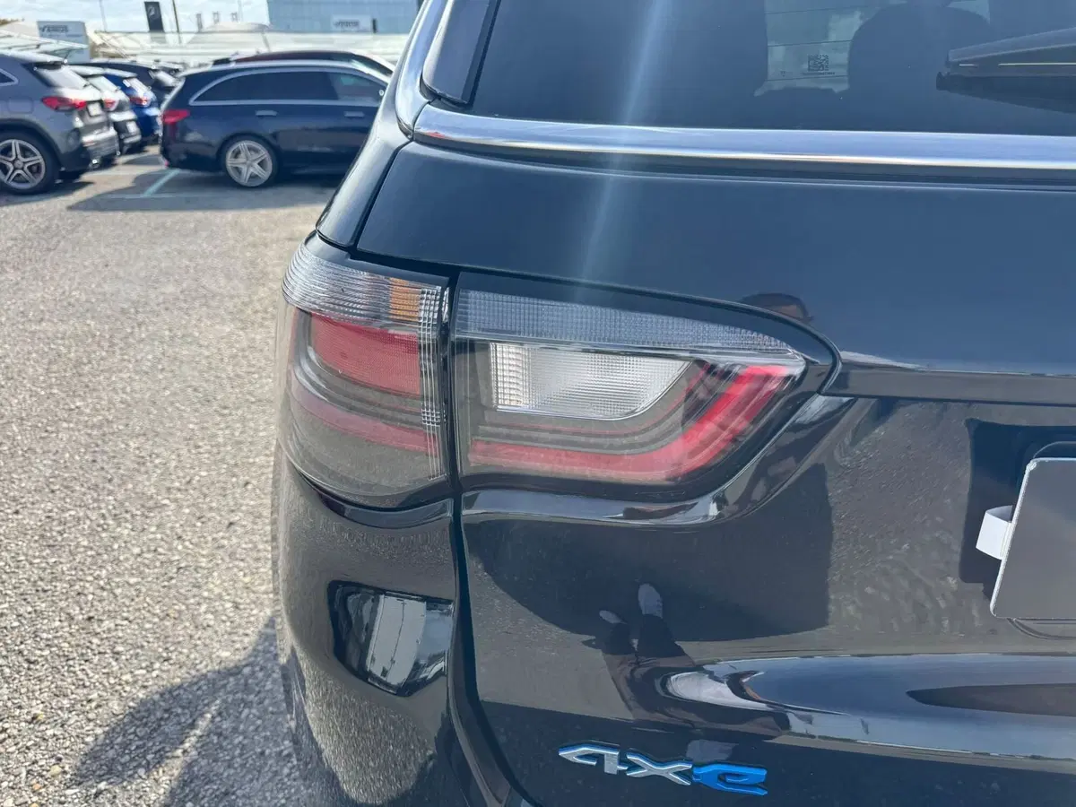 Jeep Compass nuova a Monza e Brianza (16)