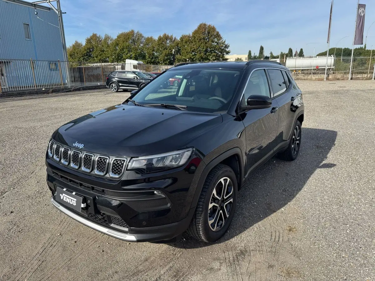 Jeep Compass nuova a Monza e Brianza (3)