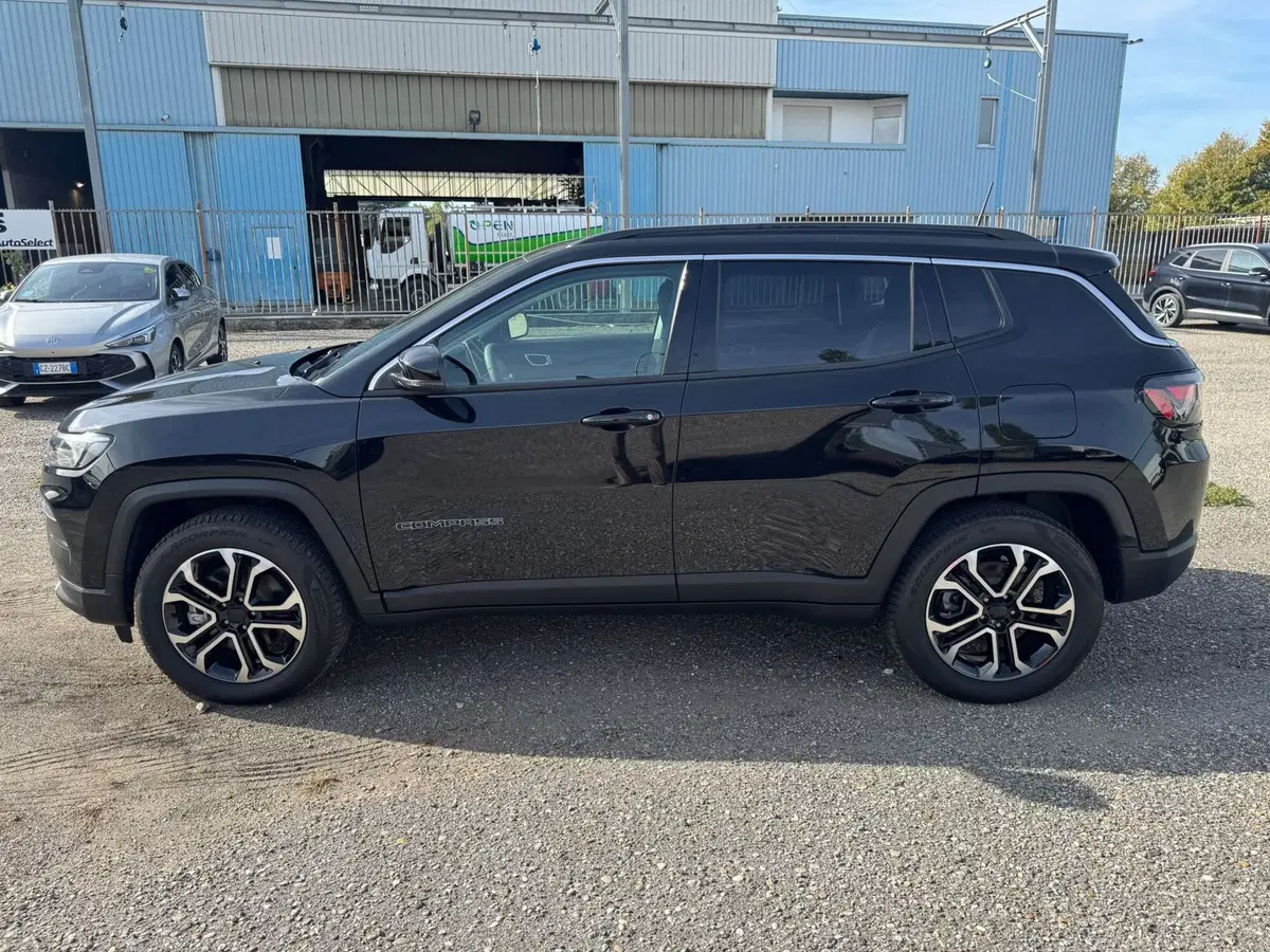 Jeep Compass nuova a Monza e Brianza (4)