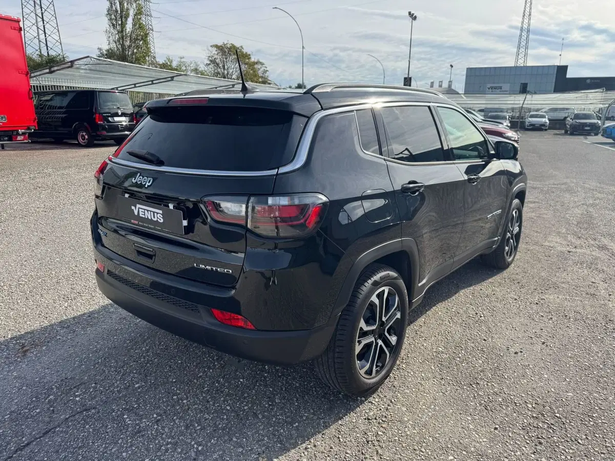 Jeep Compass nuova a Monza e Brianza (6)