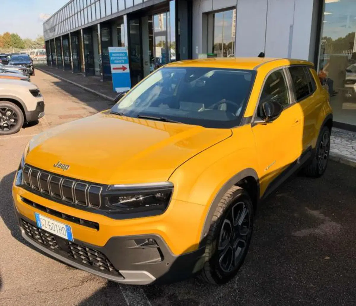 Jeep Avenger usata a Milano