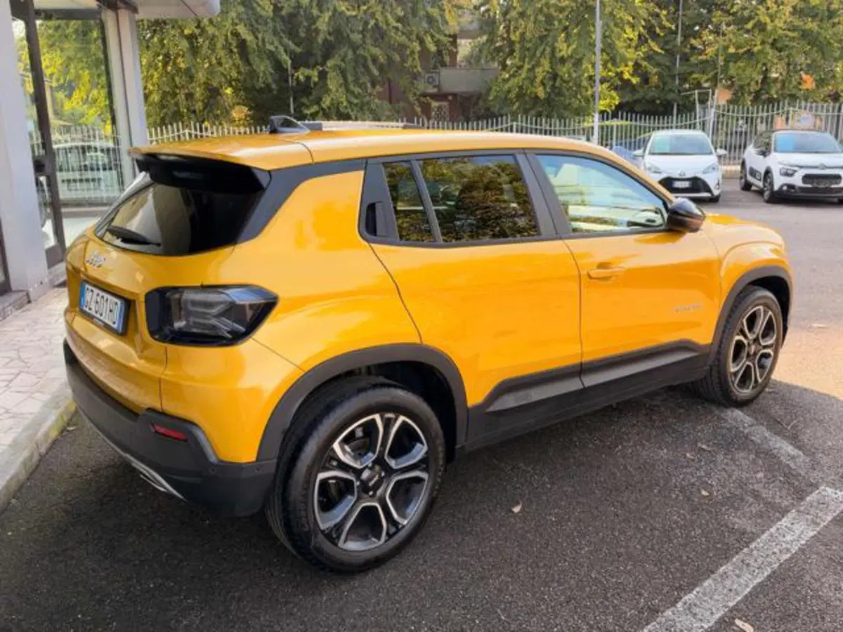 Jeep Avenger usata a Milano (4)