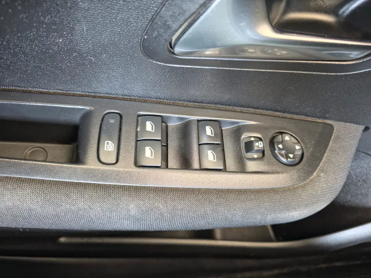 Peugeot 208 usata a Firenze (13)