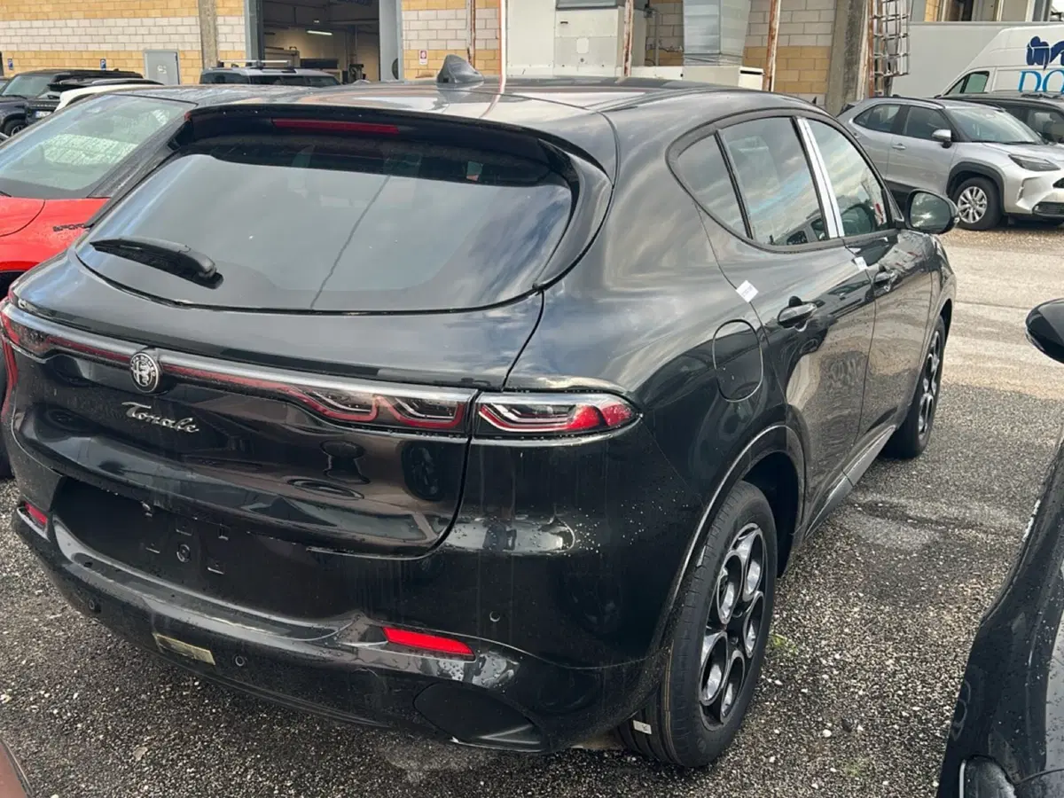 Alfa Romeo Tonale nuova a Frosinone (5)