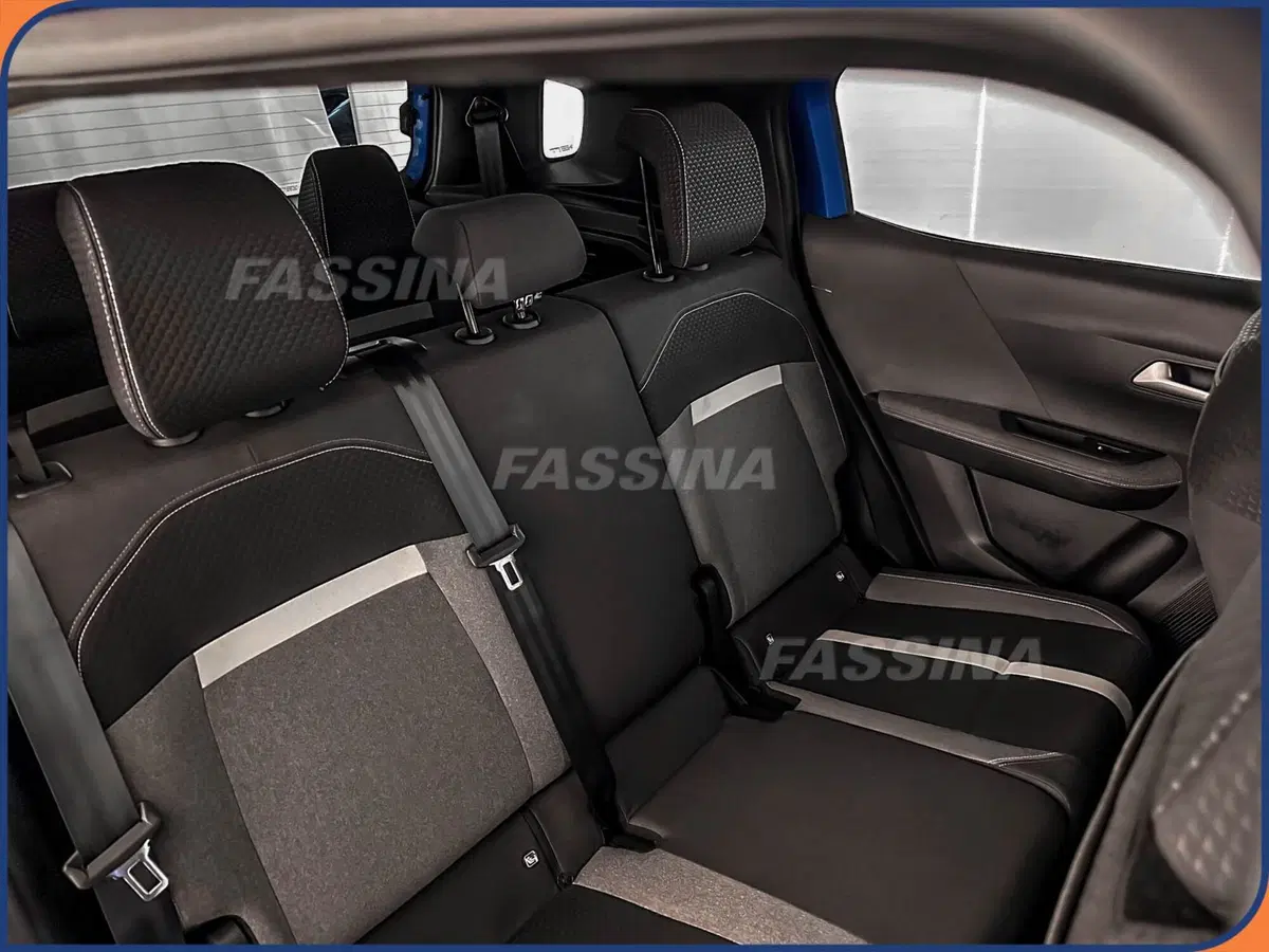 Opel Frontera usata a Milano (13)