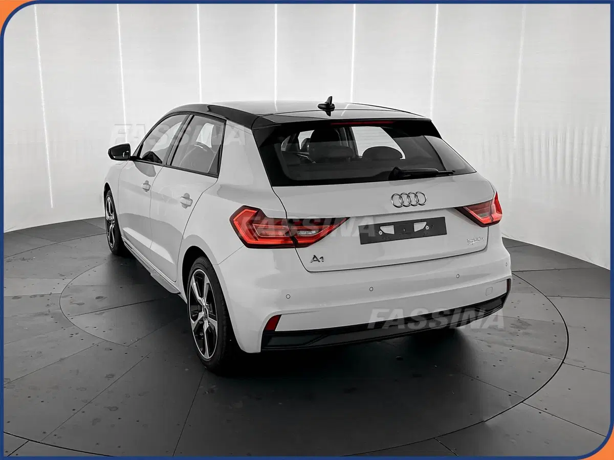 Audi A1 Sportback usata a Milano (4)