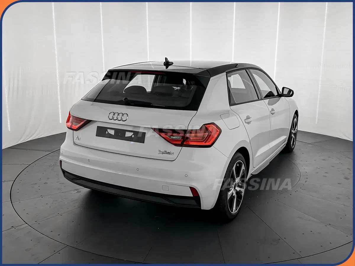 Audi A1 Sportback usata a Milano (6)