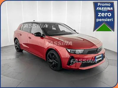 Opel Astra 1.6 Hybrid 180 CV AT8 GS Line del 2025 usata a Milano