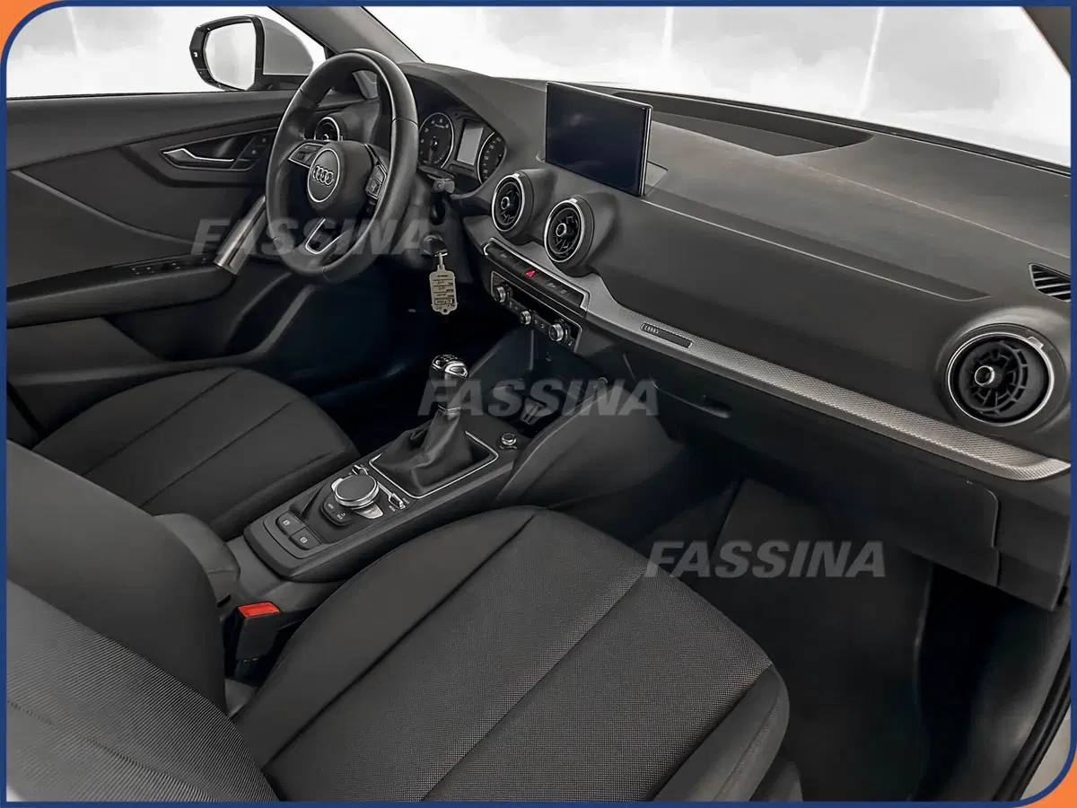 Audi Q2 usata a Milano (13)
