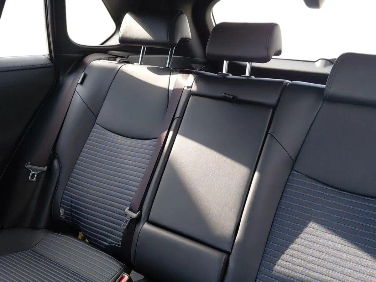 Toyota Rav4 usata a Cagliari (11)