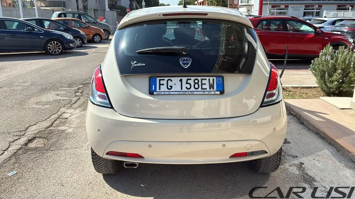 Lancia Ypsilon usata a Foggia (5)