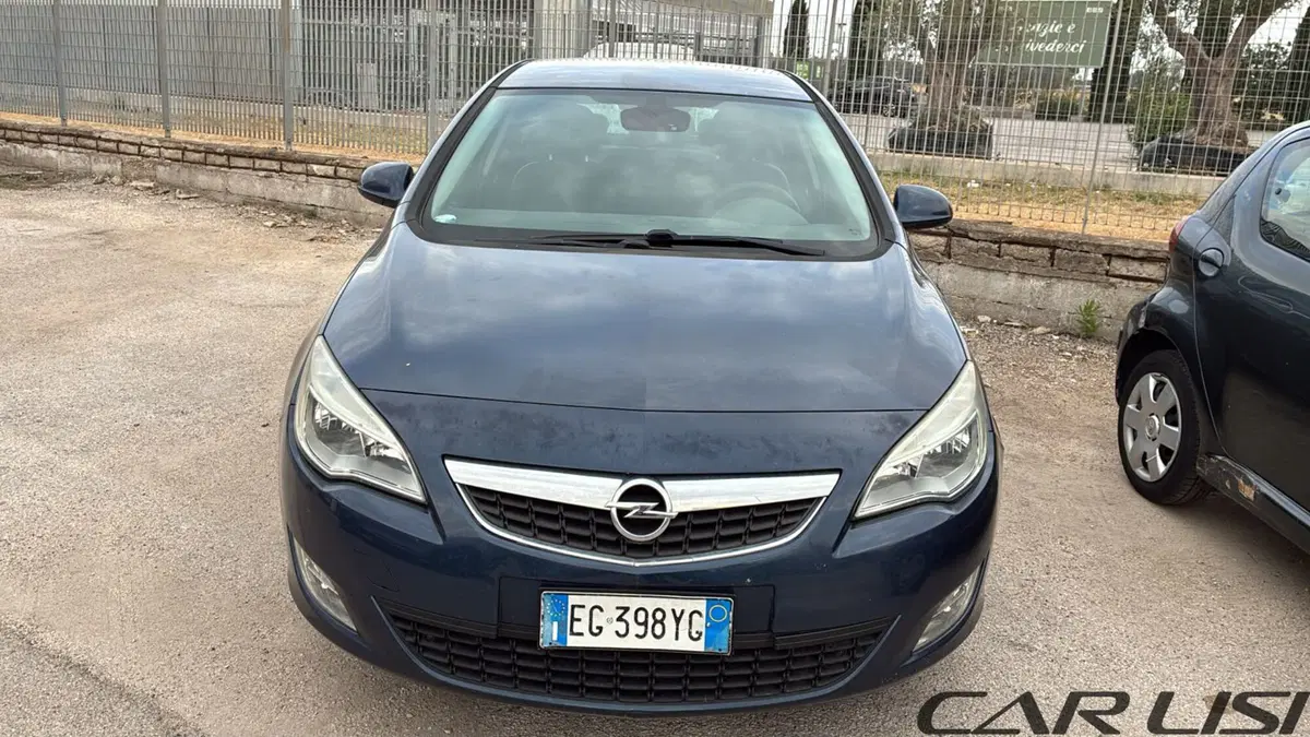 Opel Astra usata a Foggia (2)