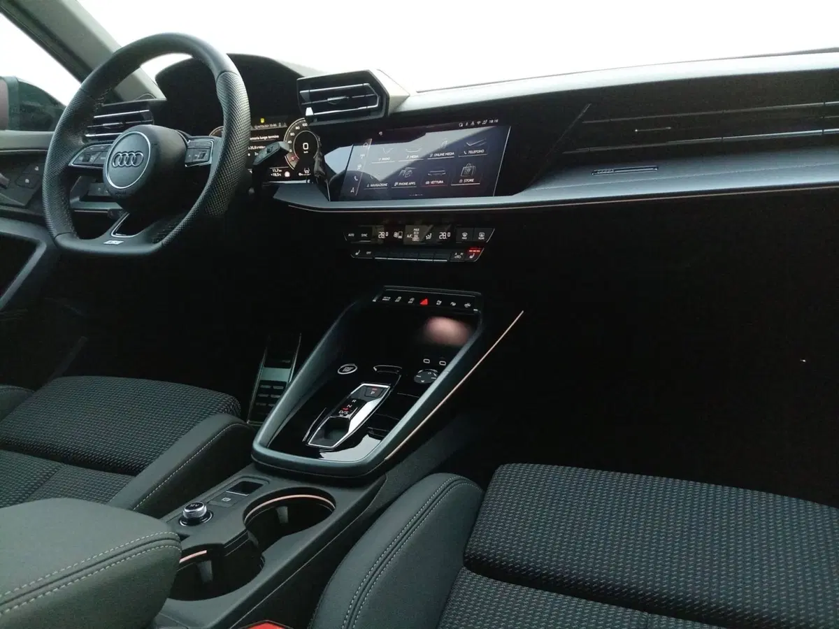 Audi A3 Sportback usata a Bari (4)