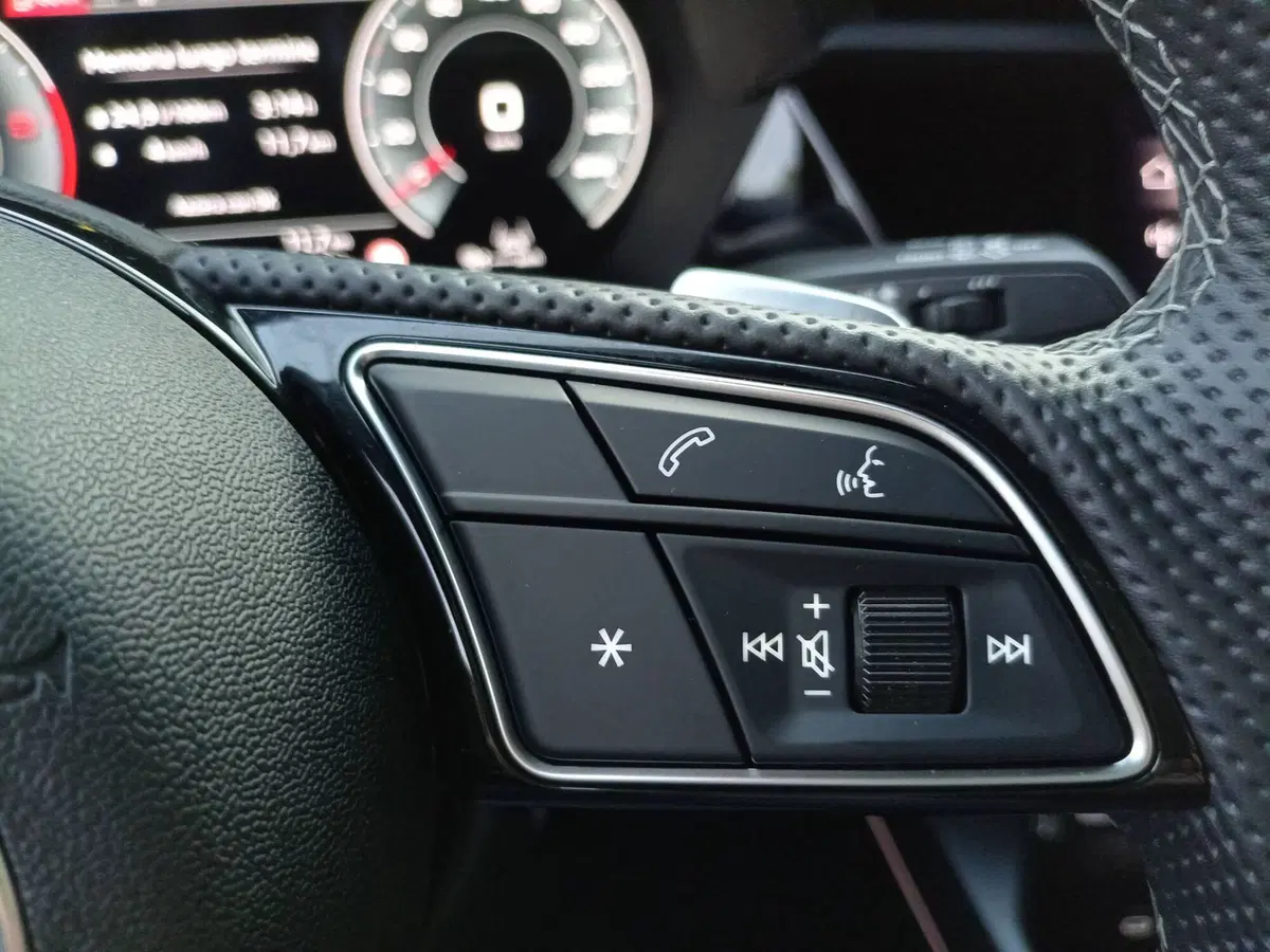 Audi A3 Sportback usata a Bari (7)