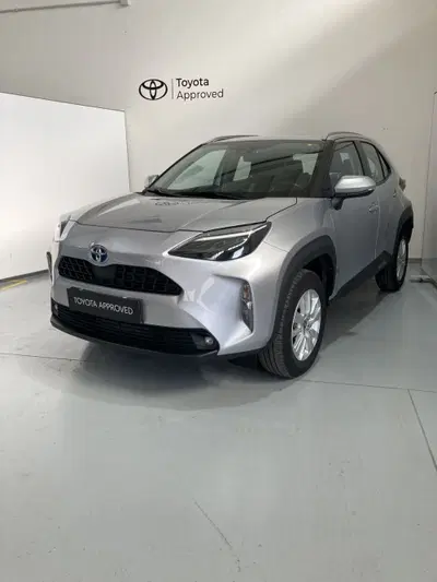 Toyota Yaris Cross 1.5h GR Sport Black Sky fwd 116cv e-cvt del 2022 usata a Barletta