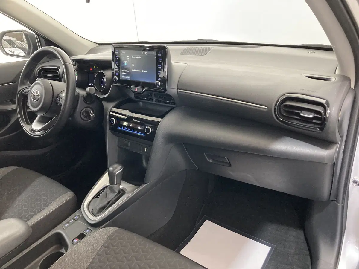 Toyota Yaris Cross usata a Barletta-Andria-Trani (17)