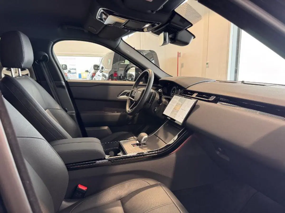 Land Rover Range Rover Velar usata a Venezia (16)