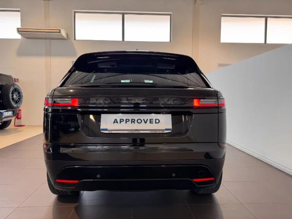 Land Rover Range Rover Velar usata a Venezia (4)