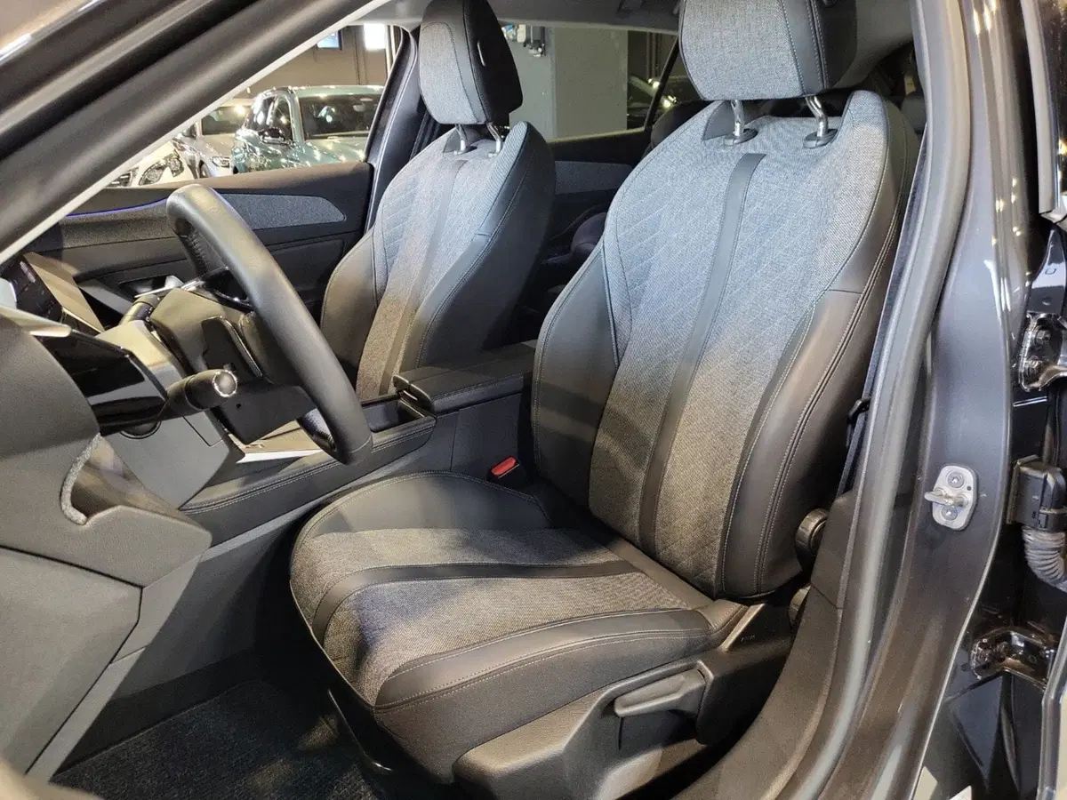 Peugeot 408 usata a Vicenza (15)