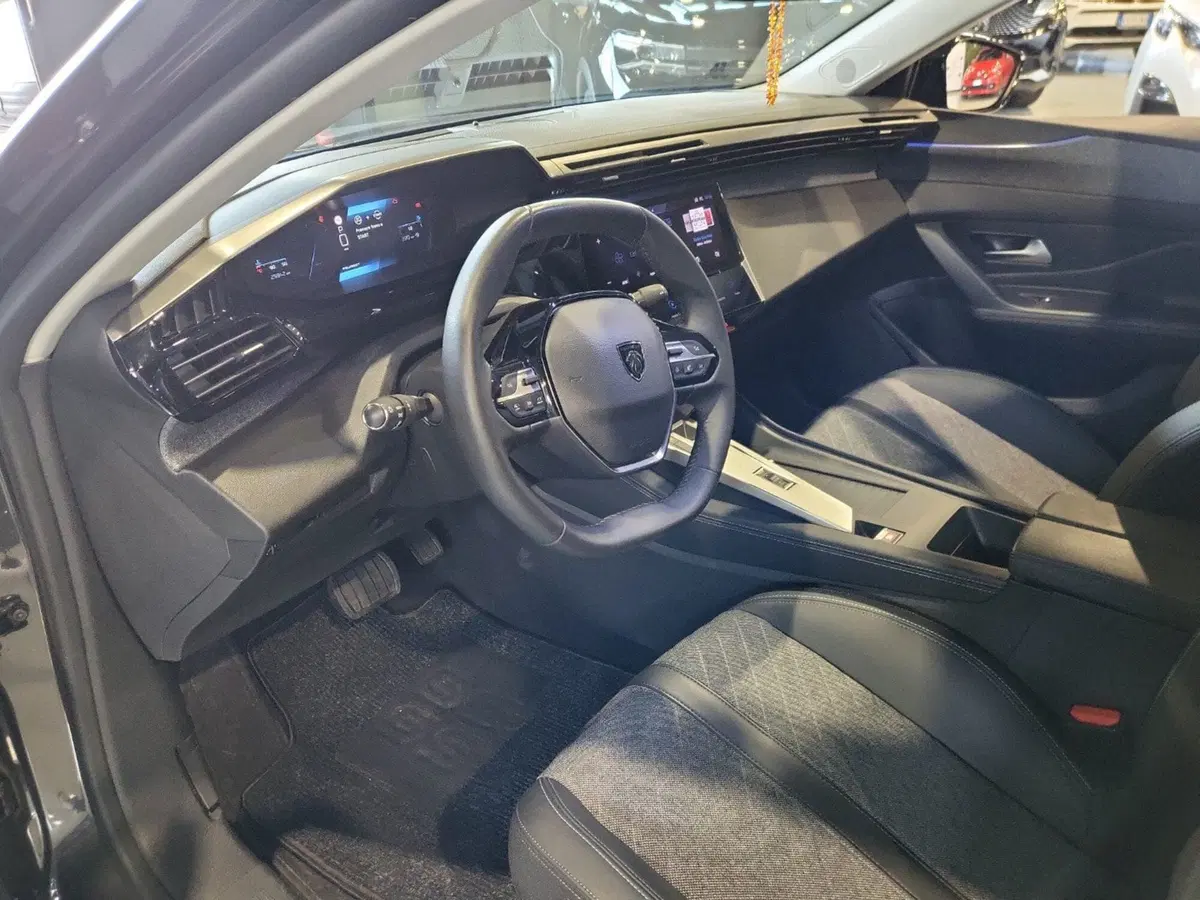 Peugeot 408 usata a Vicenza (16)
