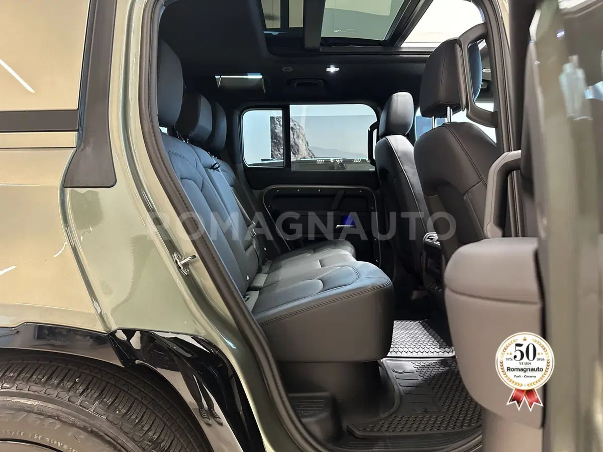 Land Rover Defender usata a Forlì-Cesena (11)
