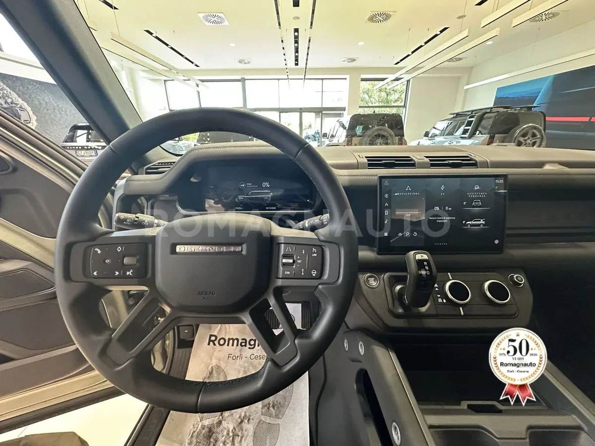 Land Rover Defender usata a Forlì-Cesena (17)