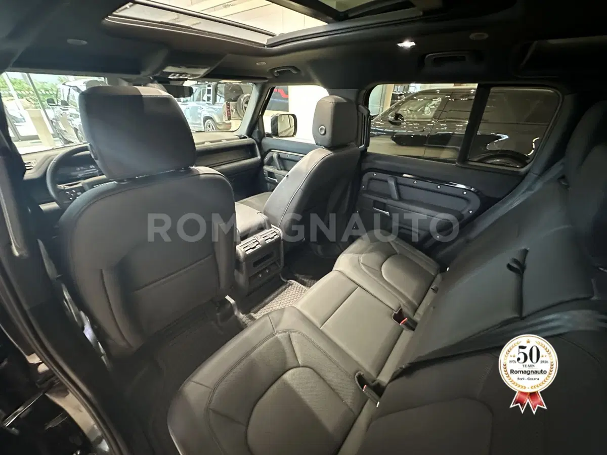 Land Rover Defender usata a Forlì-Cesena (12)