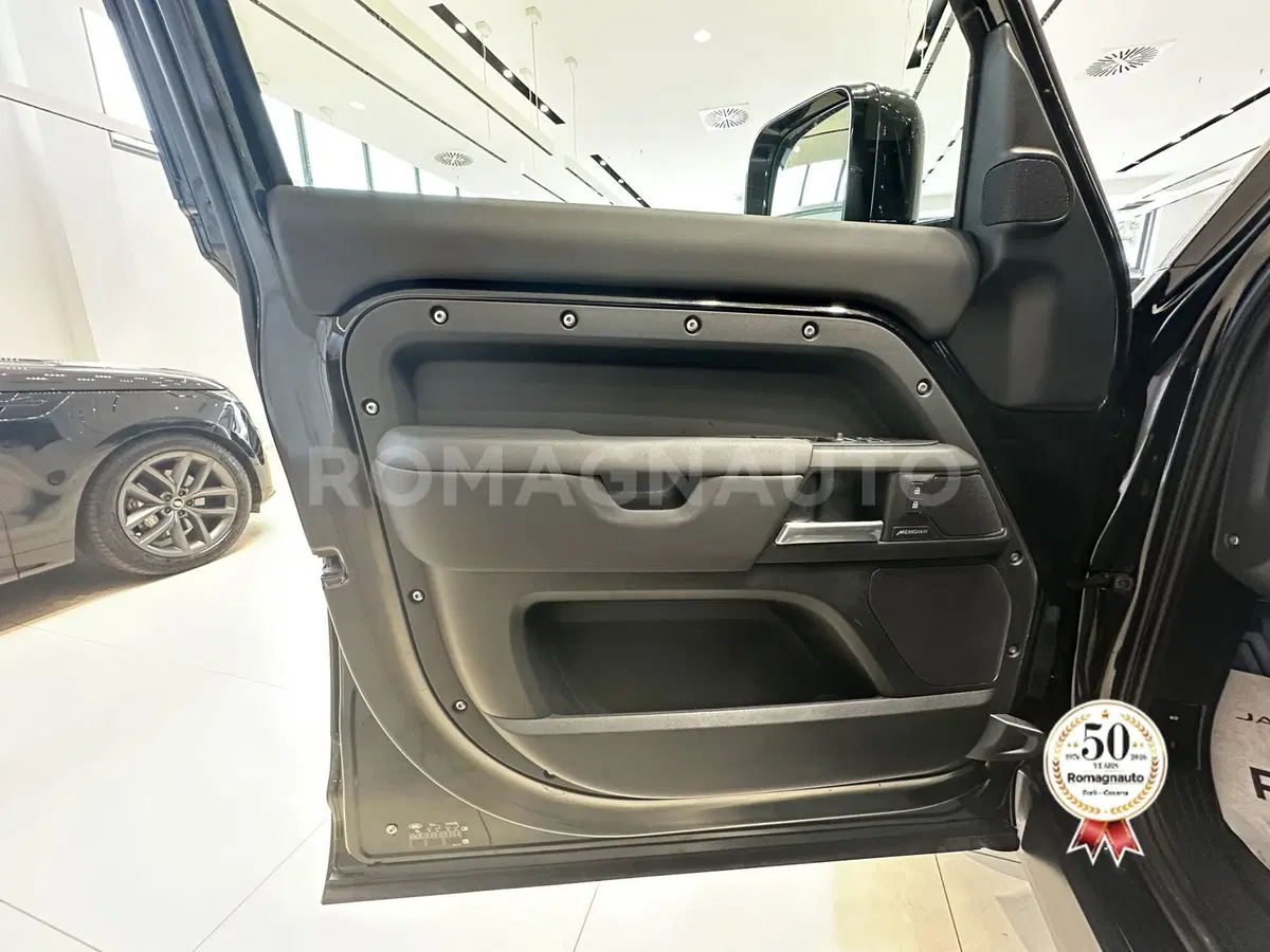 Land Rover Defender usata a Forlì-Cesena (15)