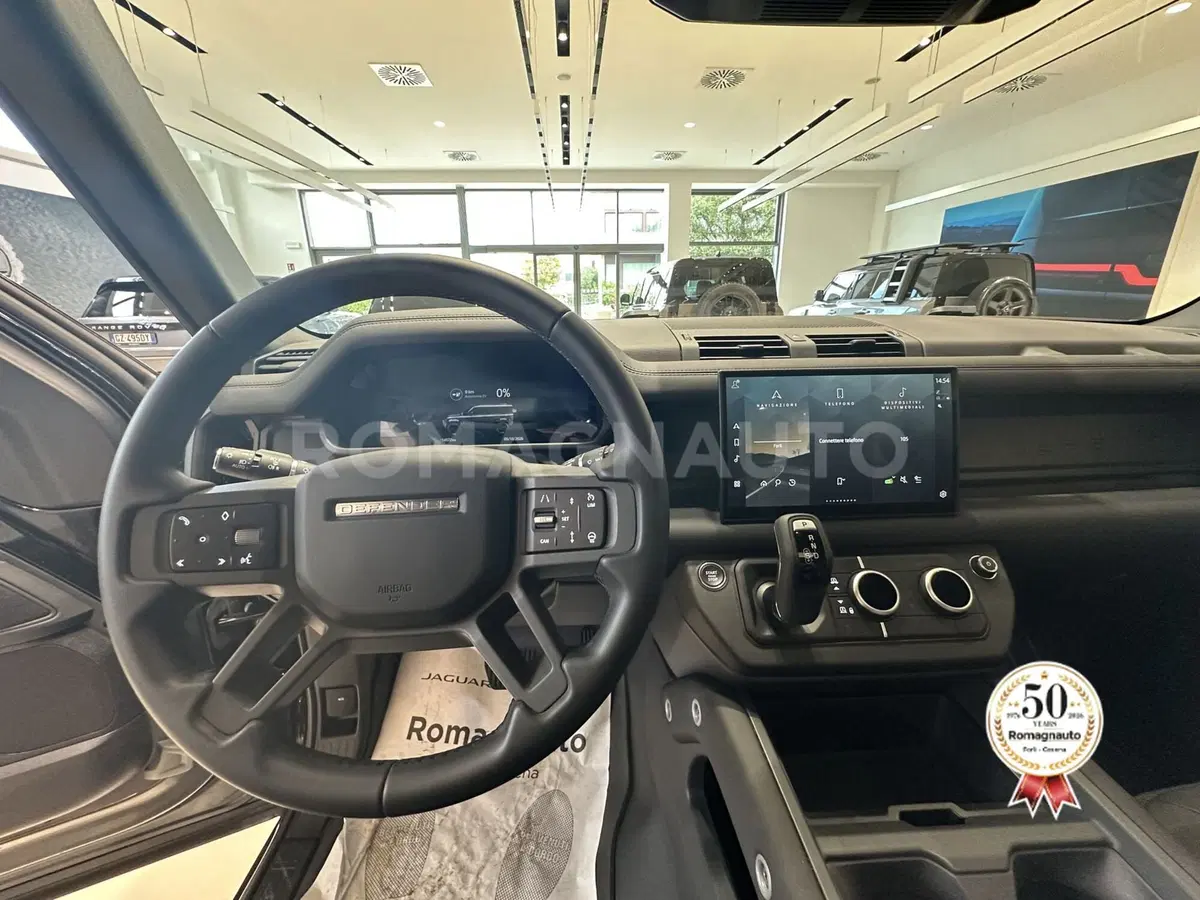 Land Rover Defender usata a Forlì-Cesena (17)
