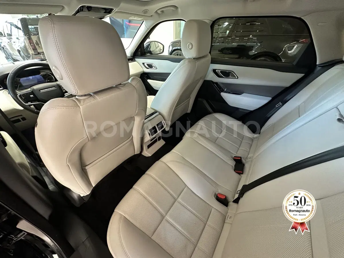 Land Rover Range Rover Velar usata a Forlì-Cesena (12)