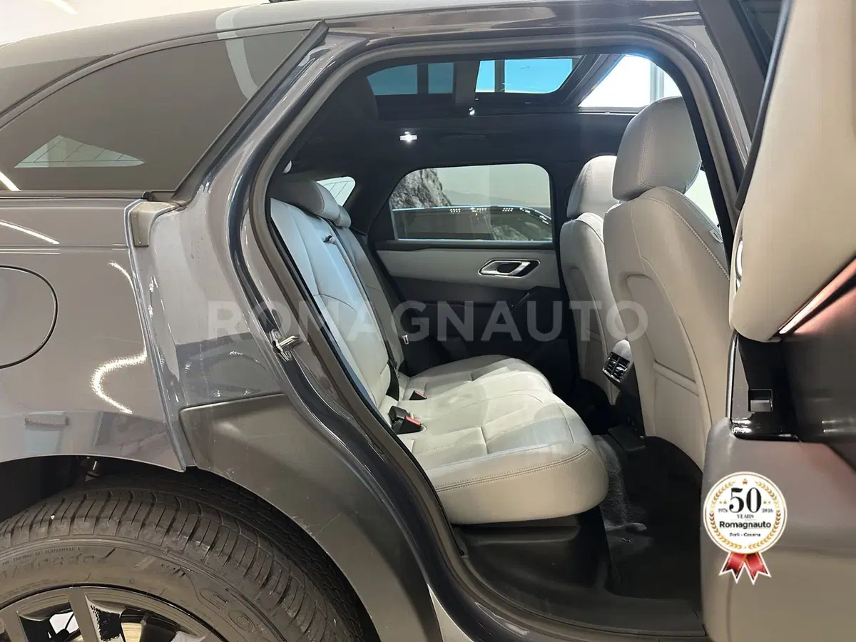 Land Rover Range Rover Velar usata a Forlì-Cesena (11)