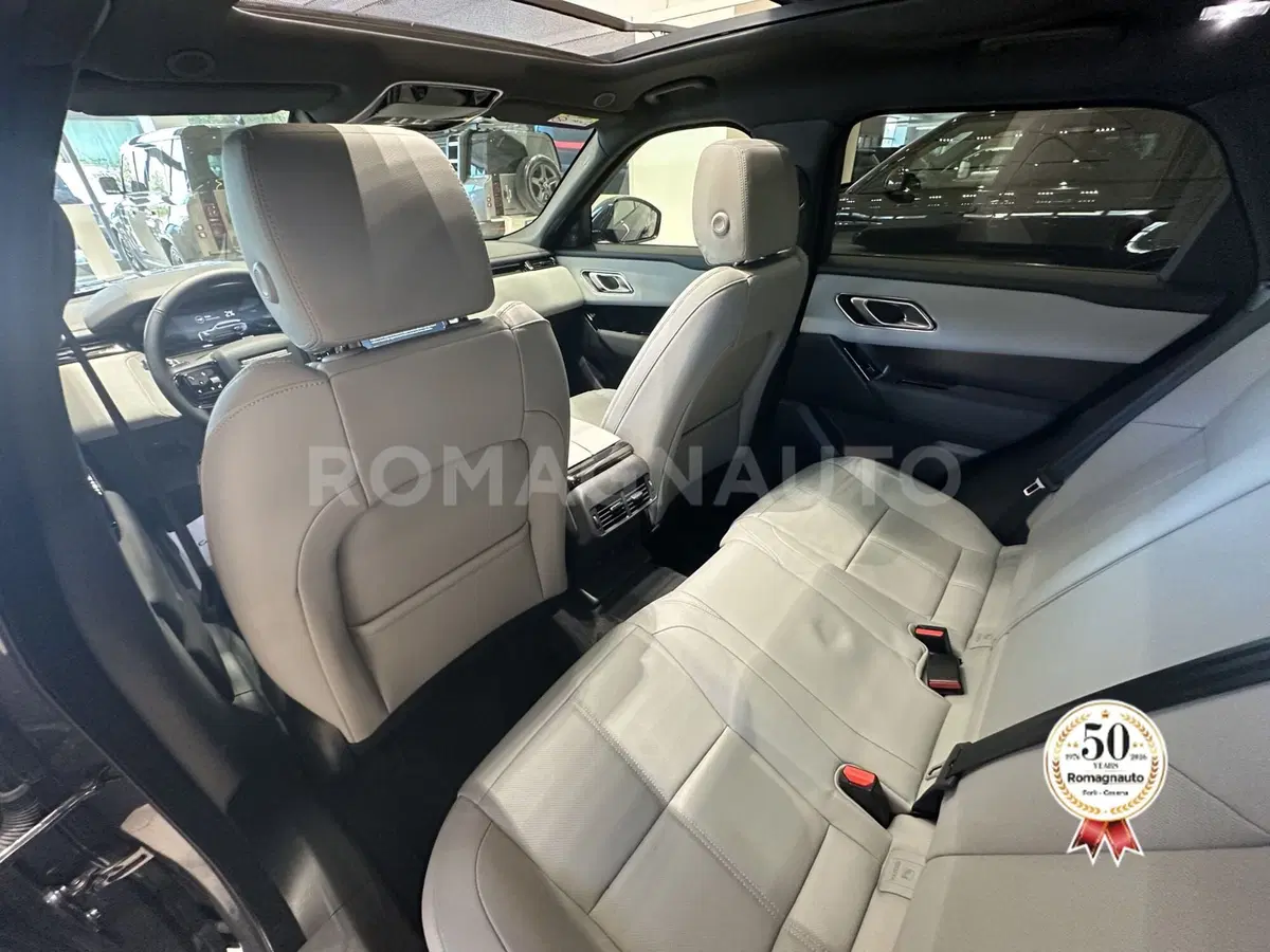 Land Rover Range Rover Velar usata a Forlì-Cesena (12)