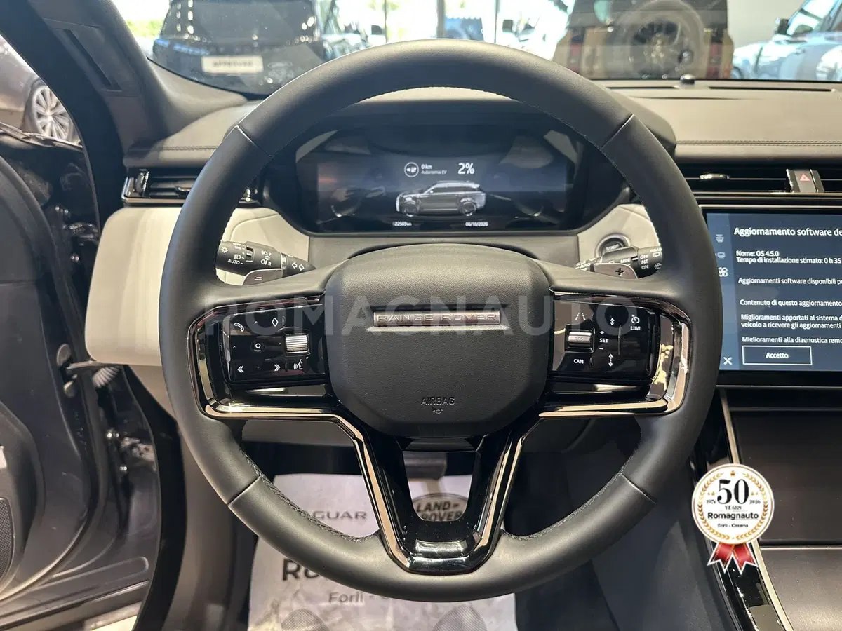 Land Rover Range Rover Velar usata a Forlì-Cesena (16)