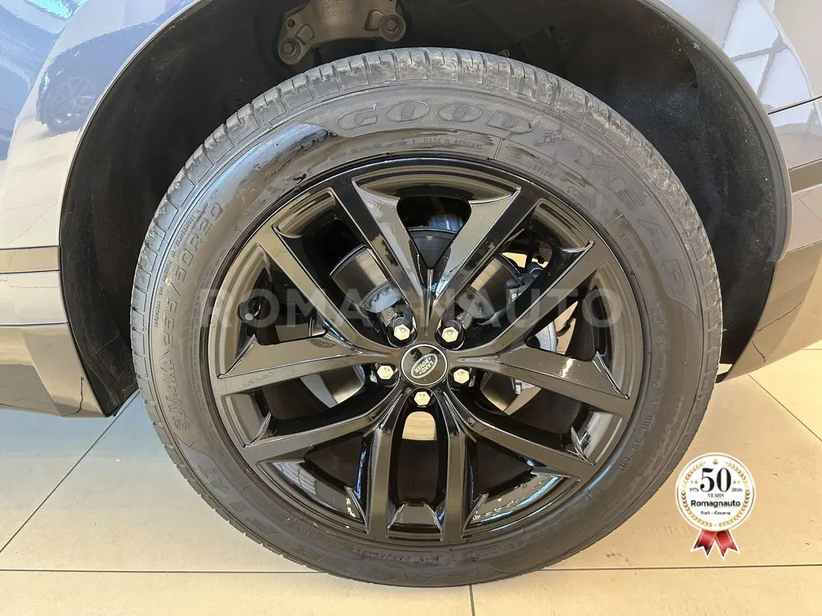 Land Rover Range Rover Velar usata a Forlì-Cesena (9)