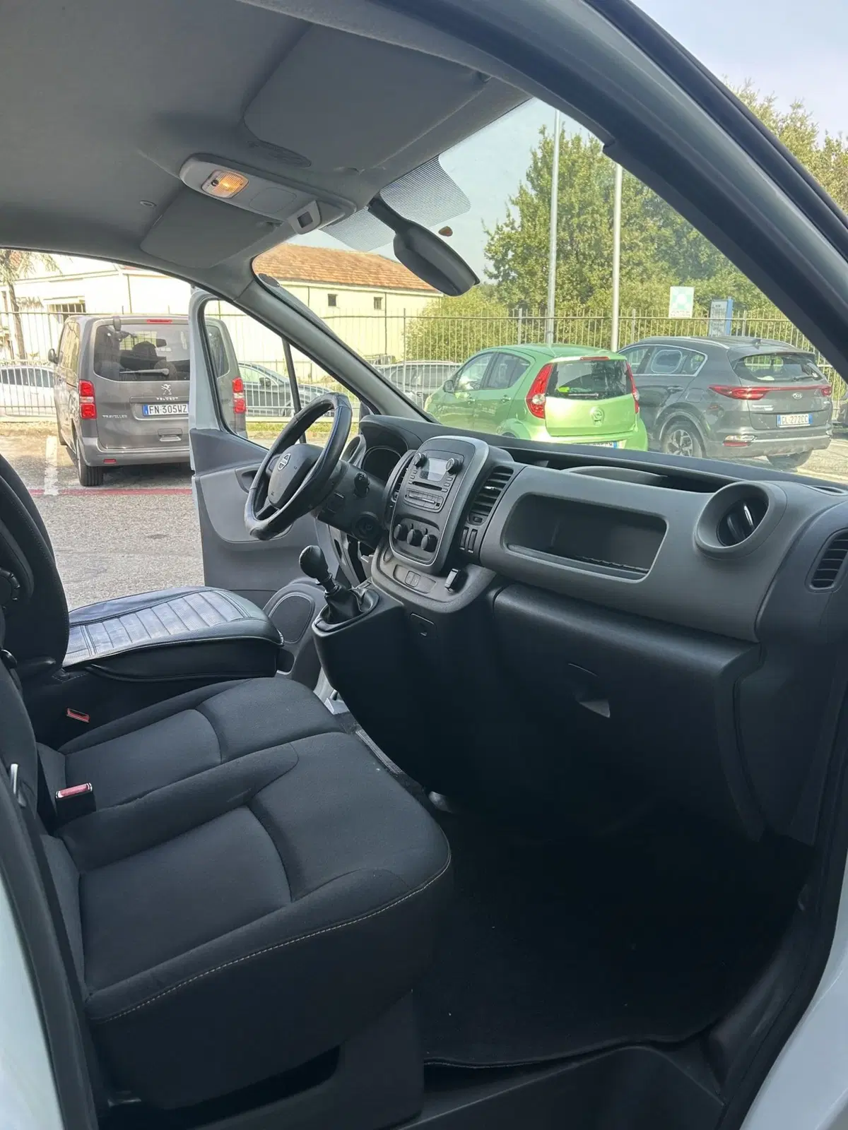 Nissan NV300 Furgone usata a Modena (16)