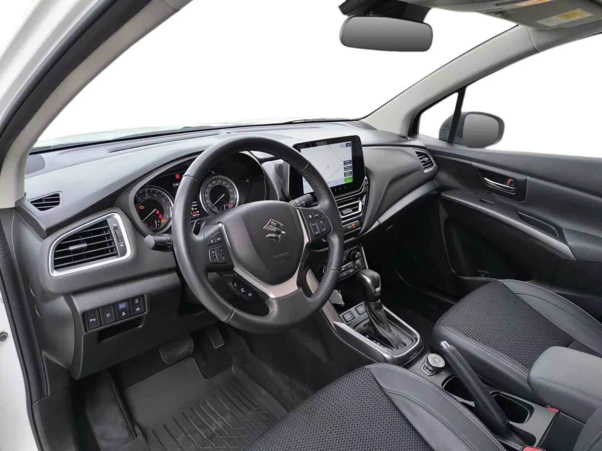 Suzuki S-Cross usata a Udine (10)