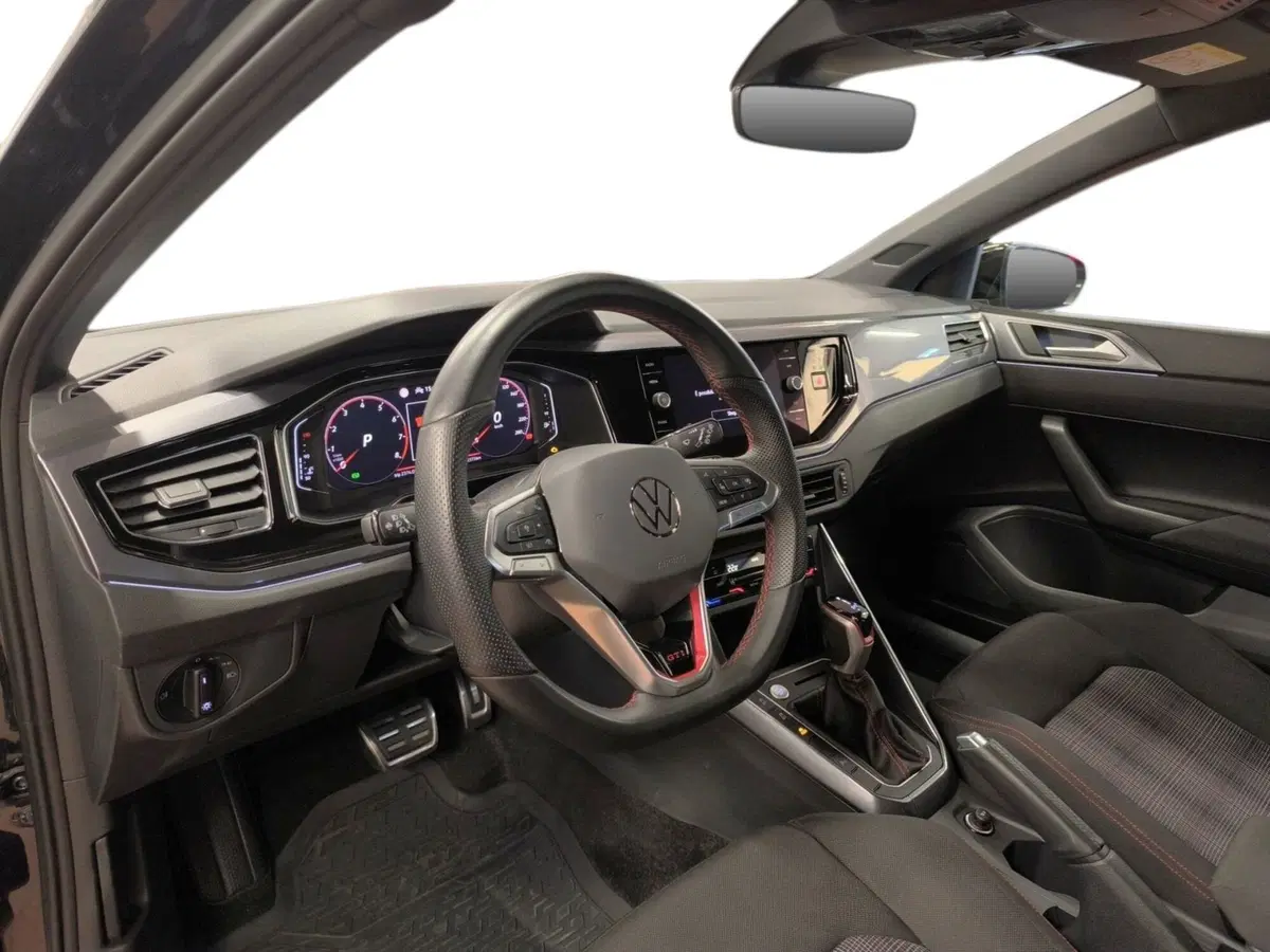 Volkswagen Polo usata a Udine (10)
