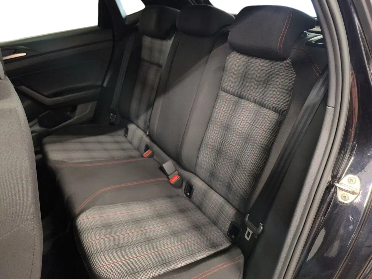 Volkswagen Polo usata a Udine (9)