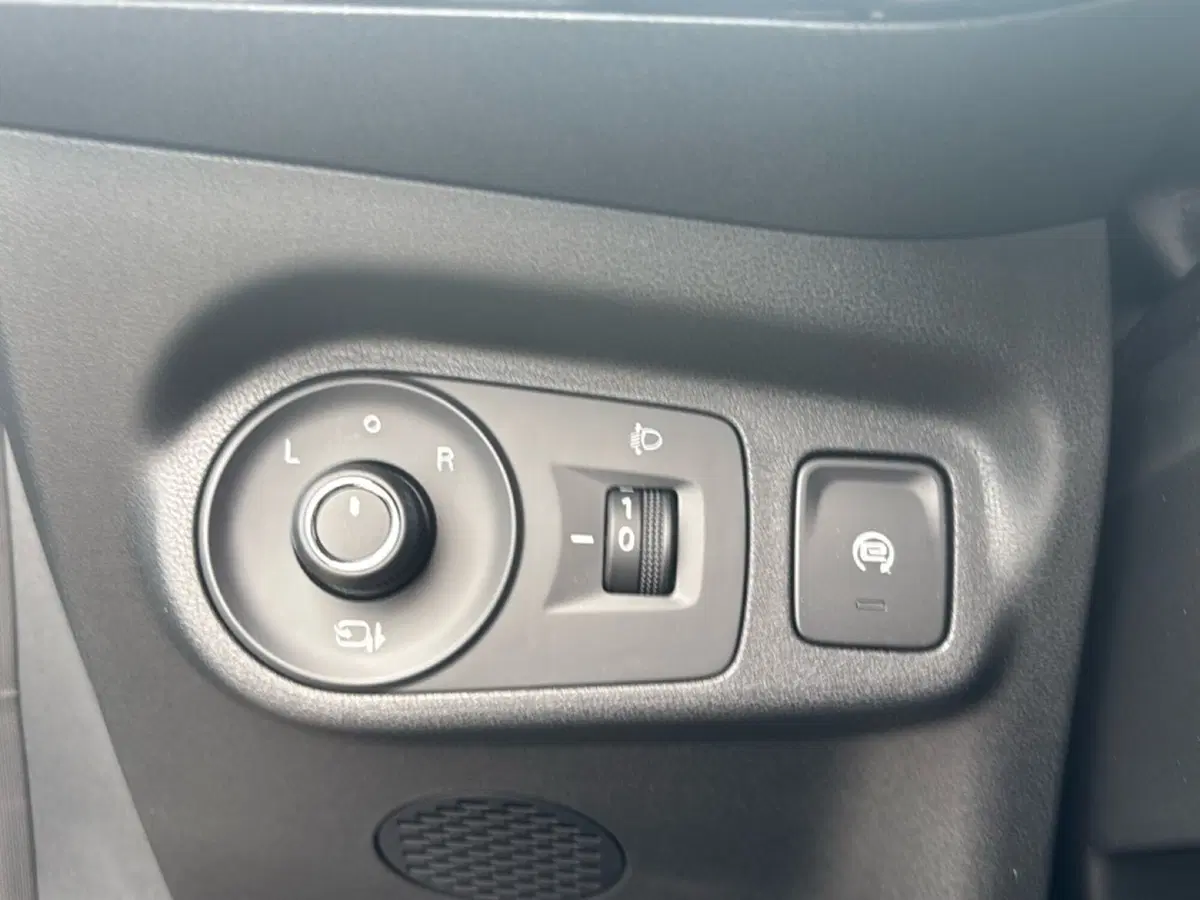 Mg MG3 nuova a Latina (20)