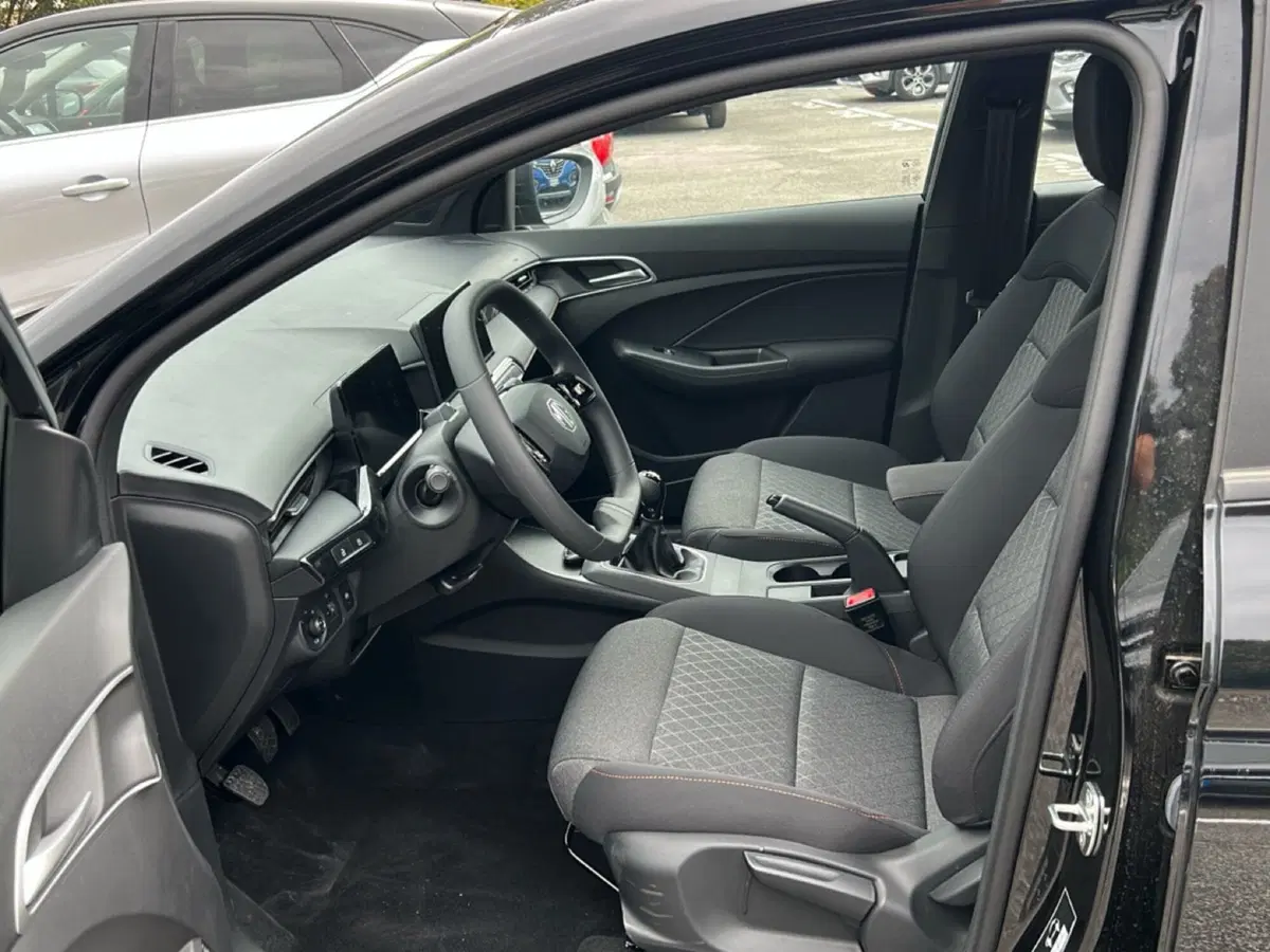 Mg MG3 nuova a Latina (13)
