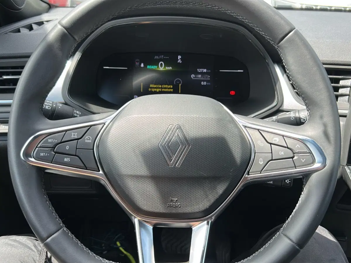 Renault Symbioz usata a Roma (14)