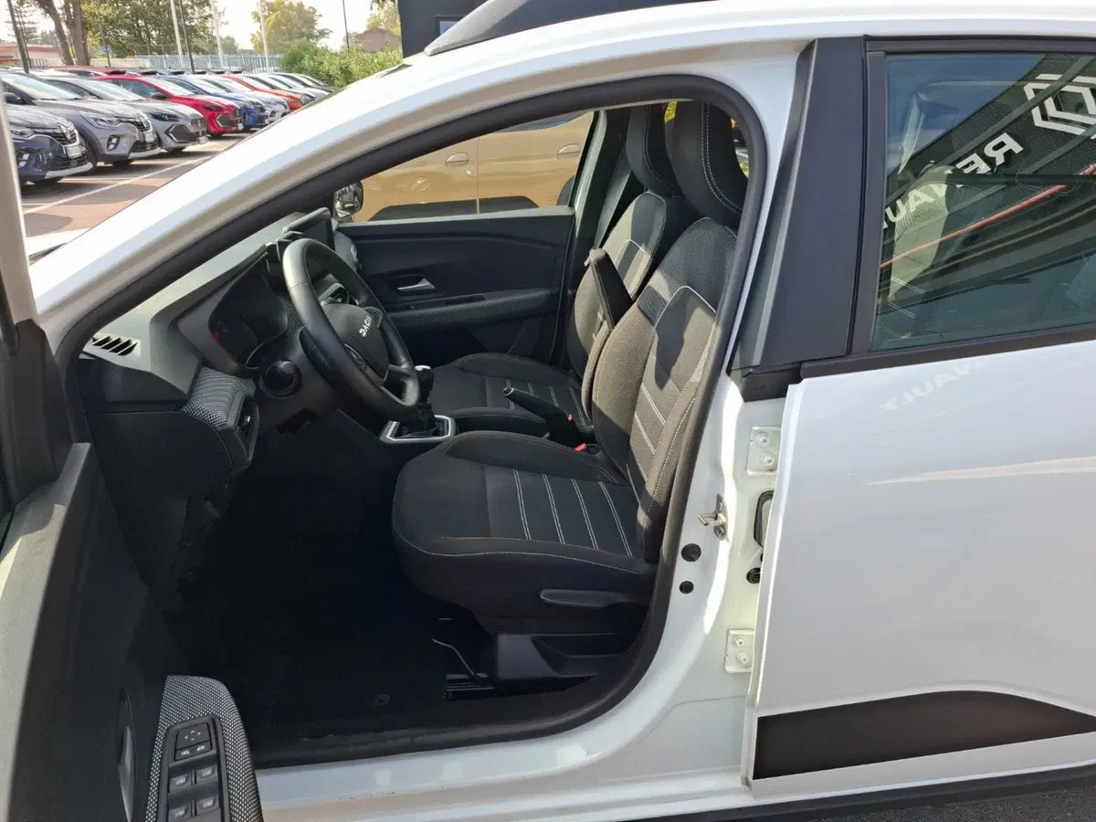 Dacia Sandero Stepway usata a Latina (18)