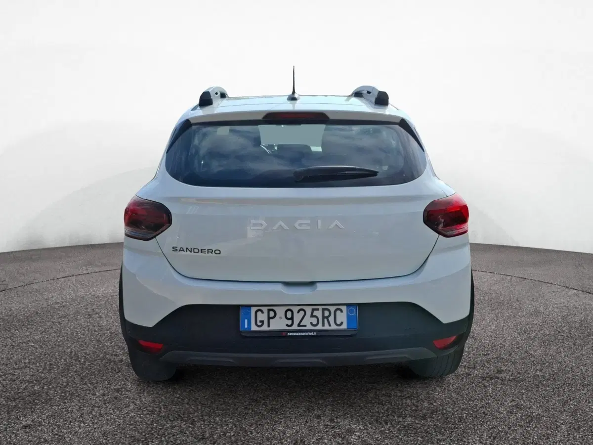 Dacia Sandero Stepway usata a Latina (5)