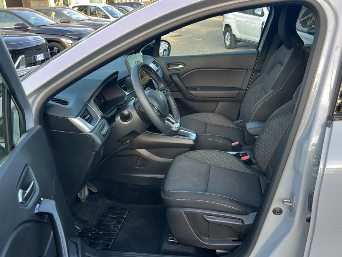 Renault Symbioz usata a Roma (13)