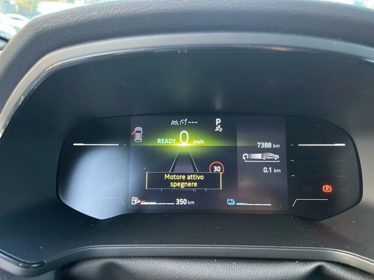 Renault Symbioz usata a Roma (16)