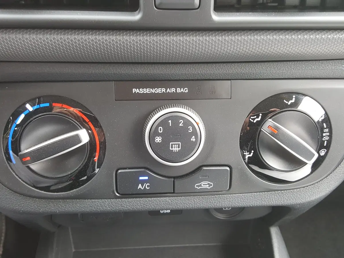 Hyundai i10 usata a L'Aquila (6)